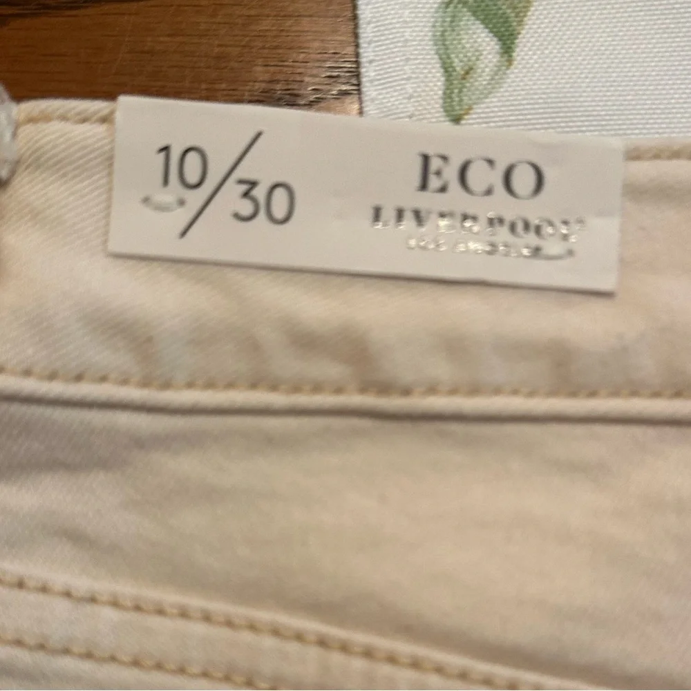 Liverpool Cream High Waist Tailored Shorts - Picture 11 of 14
